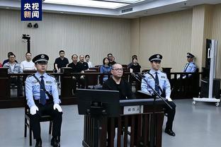 杜兰特谈出色表现：队友们一直传球给我 他们造就了我的表现